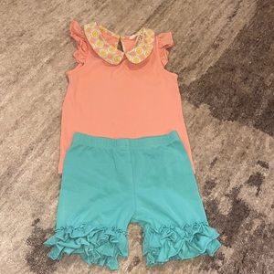 Excellent condition Matilda Jane shirt and coordinating shorts